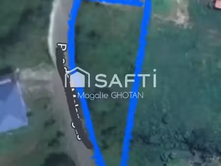 terrain de 813m2 le moule