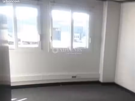 bureaux 170 m²