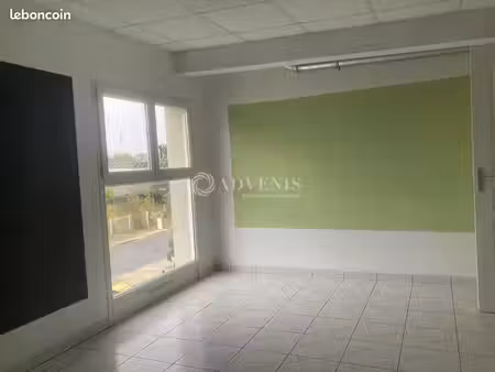 bureaux 203 m²