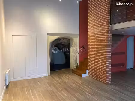 local commercial 84 m²