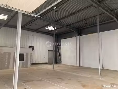local d'activité 350 m²