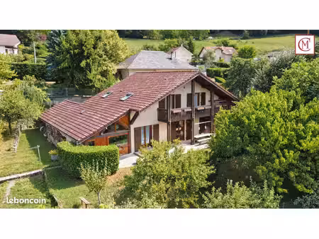 chalet 5 pièces 152 m²