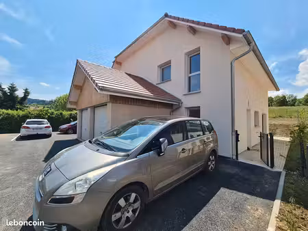 villa 4 pièces 91 m²