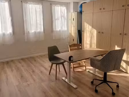 cabinet location
