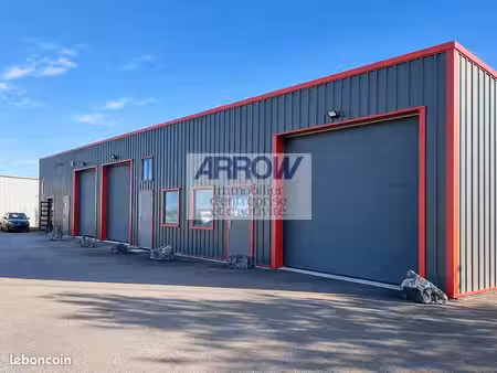 local d'activités de 600 m² à vendre