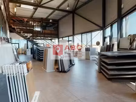 location local d’activités fabregues 34690 773m²