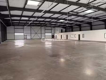 location entrepôt 1300m²