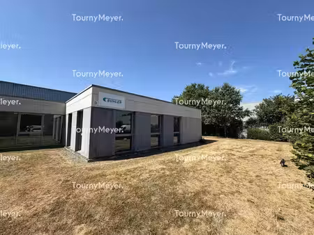 location entrepôt saint-jacques-de-la-lande 35136 710m²