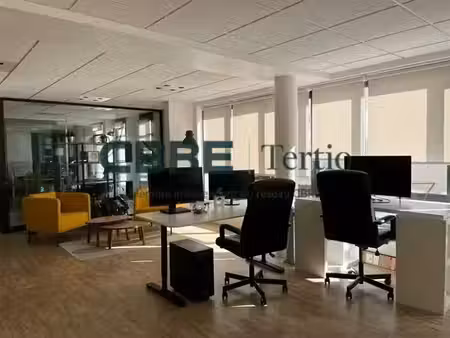 location bureau tours 130 m²