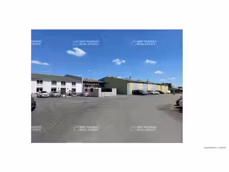 location entrepôt logistique 7 990 m²