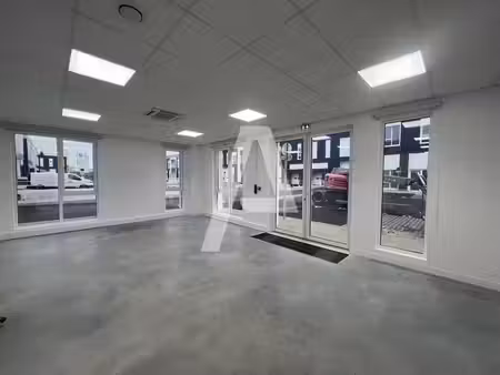 location entrepôt moissy-cramayel 77550 6000m² à 12000m²
