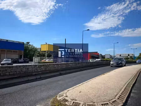 location commerce le crès 34920 623m²