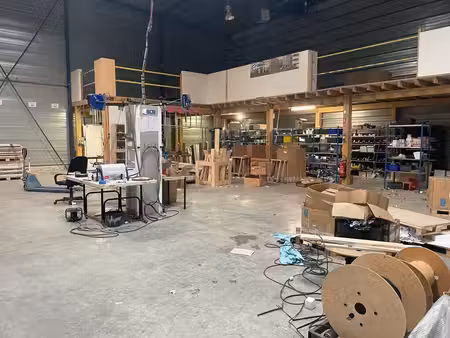 location local d’activités morangis 91420 1100m²