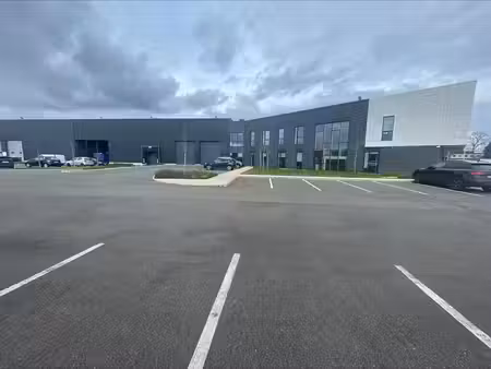 location local d’activités lisses 91090 1857m²