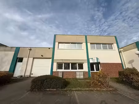 location local d’activités trappes 78190 220m²
