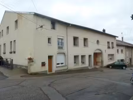 pulligny ( 15 mn de nancy-sud) : appartement t3 avec terras