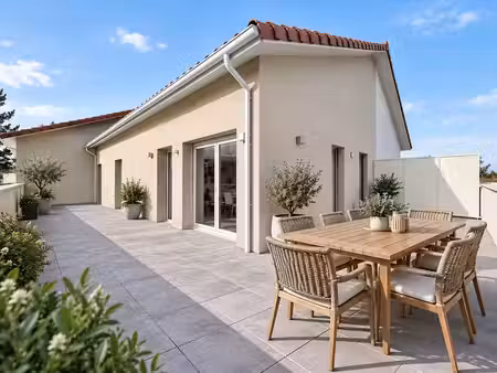 vente appartement 5 pièces 93 m² à blanquefort (33290)  364 000 €