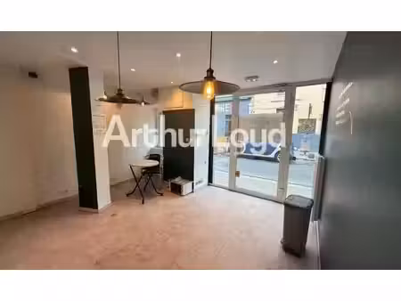 location commerce caen 14000 20m²