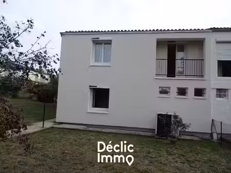 chaniers 17610- maison mitoyenne de 89 m2 sur terrain de 458 m2