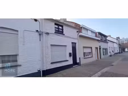 huis te koop in knokke-heist met 1 slaapkamer