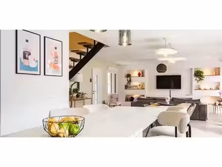 maison avec jardin et terrasse saint-varent (79)