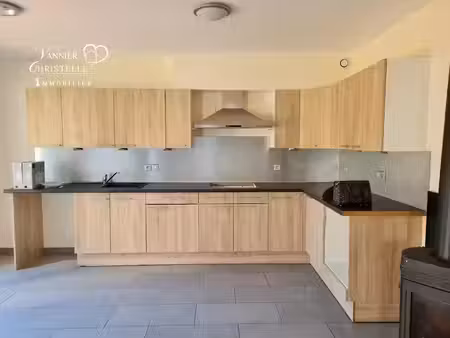 location maison 5 pièces 88 m² à saint-gingolph (74500)  2 400 €