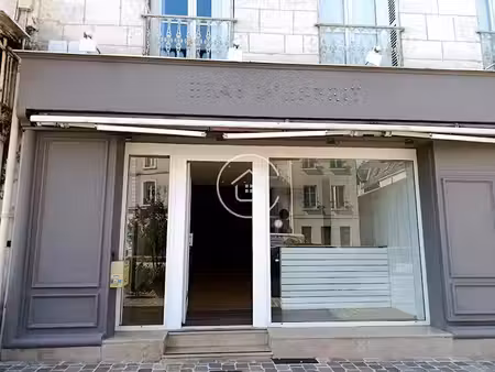 location locaux professionnels 0 pièces 77 m² à vendome (41100)  780 €