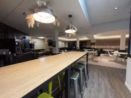 location bureaux 250m²