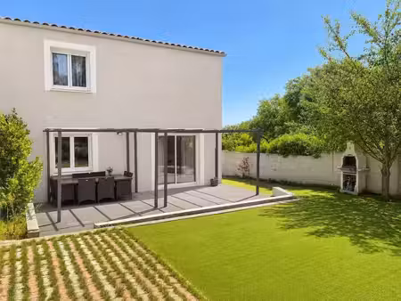 maison récente de 130 m² avec jardin et terrasse
