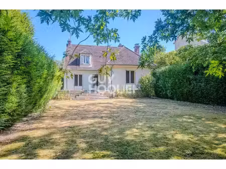 vineuil-saint-firmin maison individuelle de 137 m² avec grand jardin et sous-sol total