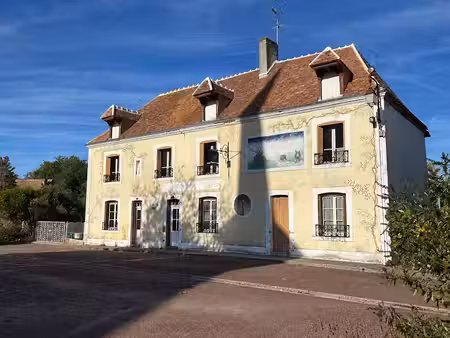 vente maison 22 pièces 500 m² à aubigny-sur-nère (18700)  101 650 €