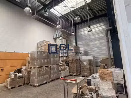 vente entrepôt houdan 78550 348m²