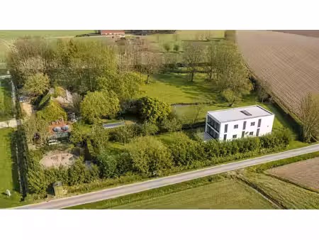 propriété rurale en gros œuvre fermé avec grange sur 1 15 ha