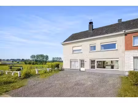 te koop  polyvalent handelshuis met woonst en garage te b...