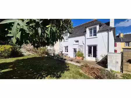 au bourg de sizun - lumineuse maison familiale 4 chambres avec jardin  garage et vie de pl