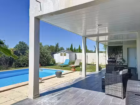 maison t7 143m² rt2012 avec piscine