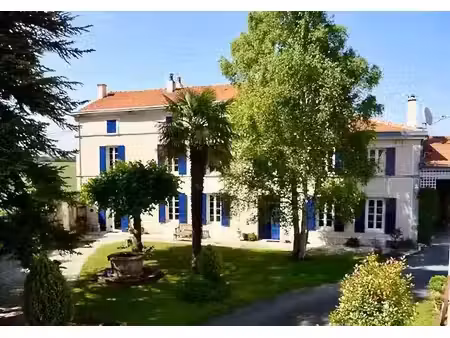 vente maison 40 pièces 757.5 m² à néré (17510)  700 000 €