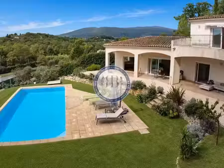 vente maison 6 pièces 192 m² à châteauneuf-grasse (06740)  1 420 000 €