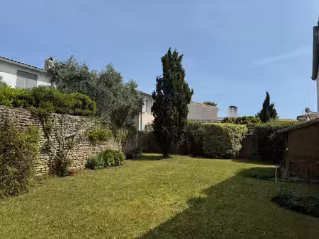 maison de village à vendre à les portes-en-ré