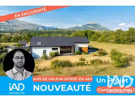 maison à manteyer (05400)