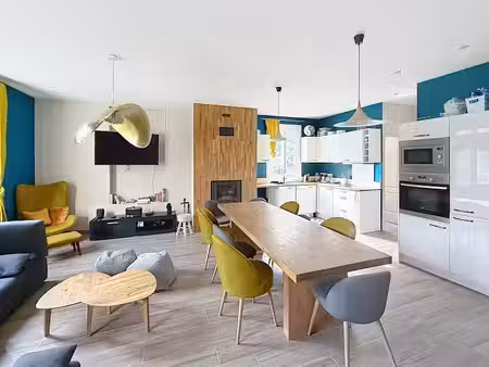 vente appartement 5 pièces 89.4 m² à saint-martin-vésubie (06450)  231 000 €