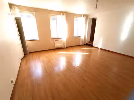 9' gare-proche toutes commoditées- petite copropriété....