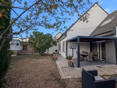 vous recherchez une maison prête à vivre  au calme tout en restant proche de toutes les co