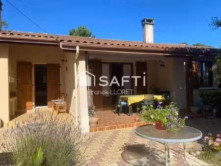 maison 5 pièces 3 chambres  880m² de terrain