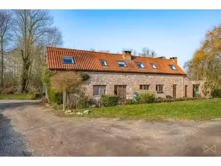 petite maison de campagne