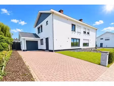maison rénovée  3 ch.  jardin plein sud & garage
