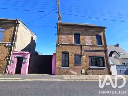 maison de ville à saint-pierre-lès-elbeuf (76320)