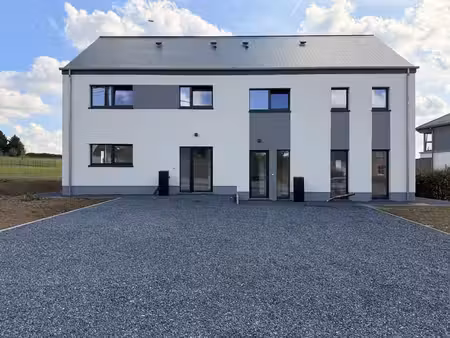 maison neuve 3 façades  3 chambres  terasse et jardin plein