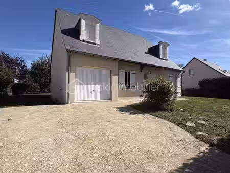 pavillon de 125 m² à larcay