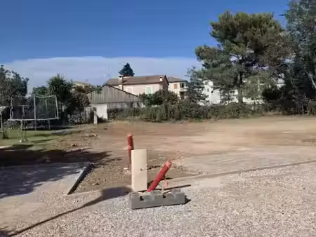 vente terrain 205 m² à la crau (83260)  180 000 €